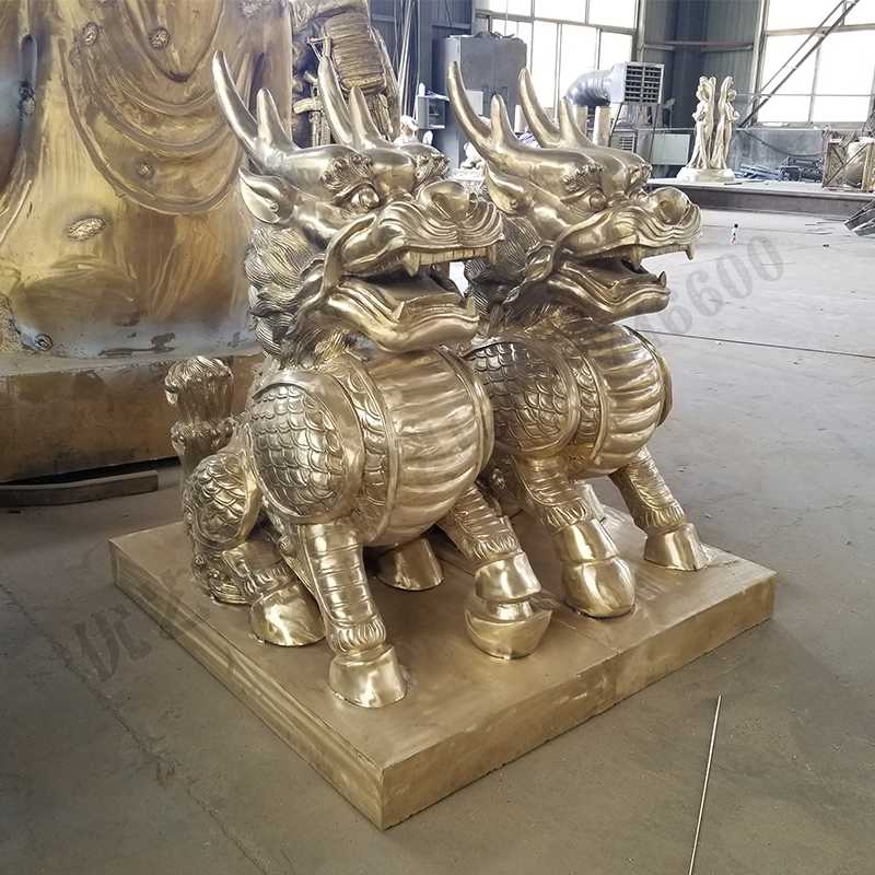 銅麒麟擺件，風水麒麟擺件，傳統(tǒng)麒麟雕塑