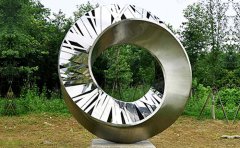 如何判斷不銹鋼雕塑廠家的綜合實(shí)力？